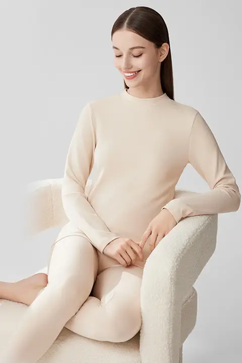 男女兼用 高級感ある秋冬用保温インナー【桑蚕絲入り・ハイネック・極上の柔らかさ】（セットアップ対応）