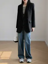 グレーのレディーススーツジャケット【春秋用・ゆったりシルエット・高級感】