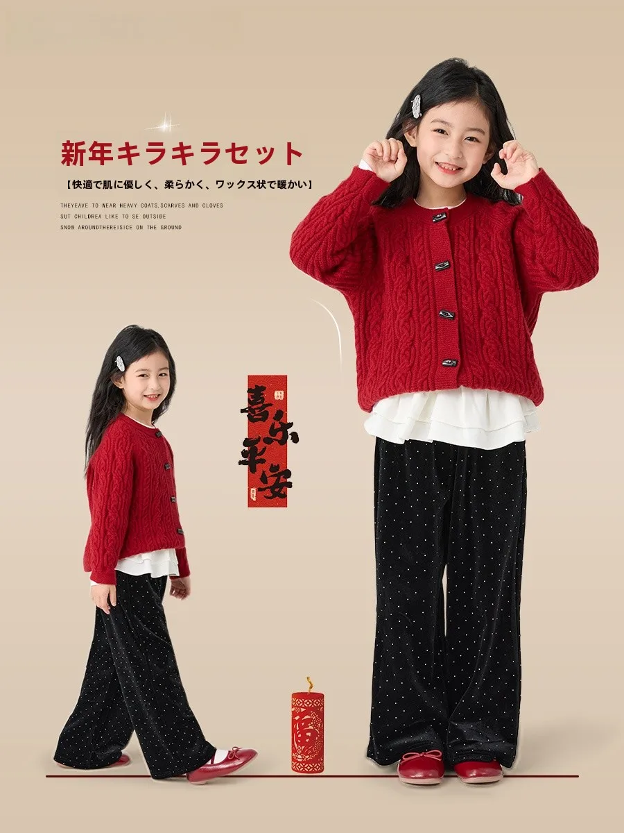 赤い服を着るとき、どんなシーンで着るべき？そしてどう着こなすのがオシャレなのか？