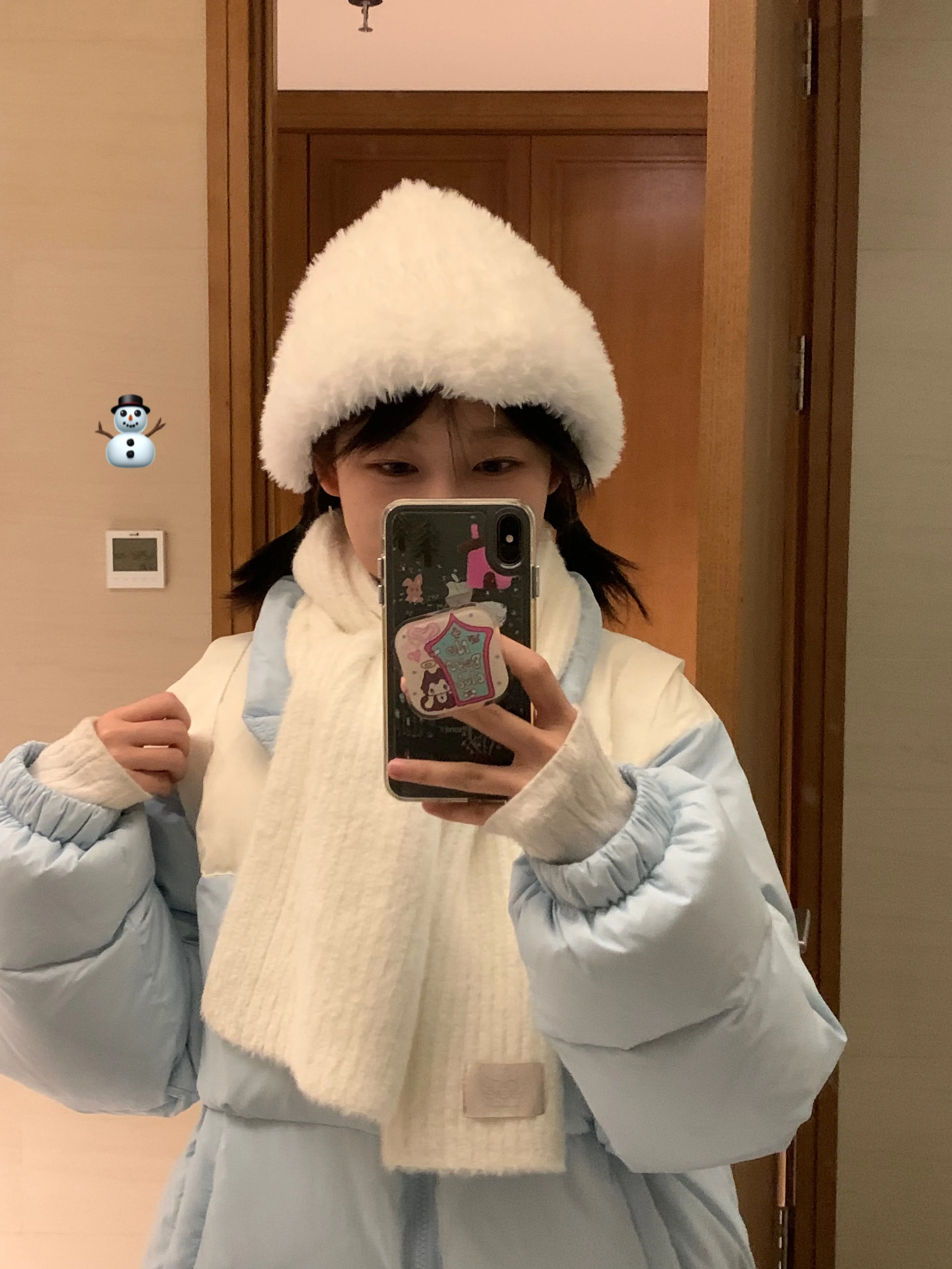 マフラー もこもこ は 本当に冬のファッションを救うのか？