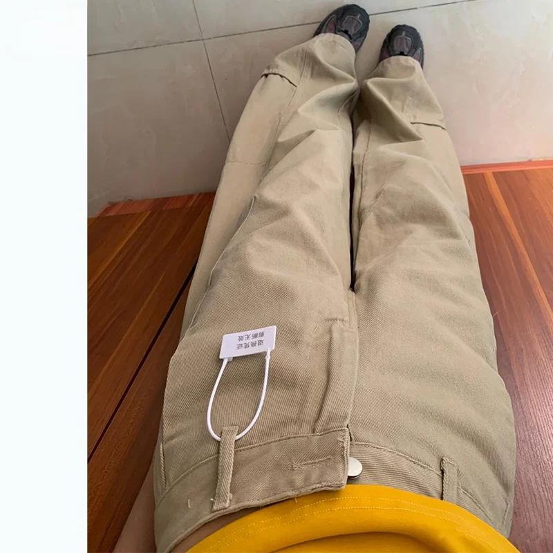 40代のワイドパンツに「ダサい」と感じるのはなぜ？実はこれ1つで解決できる