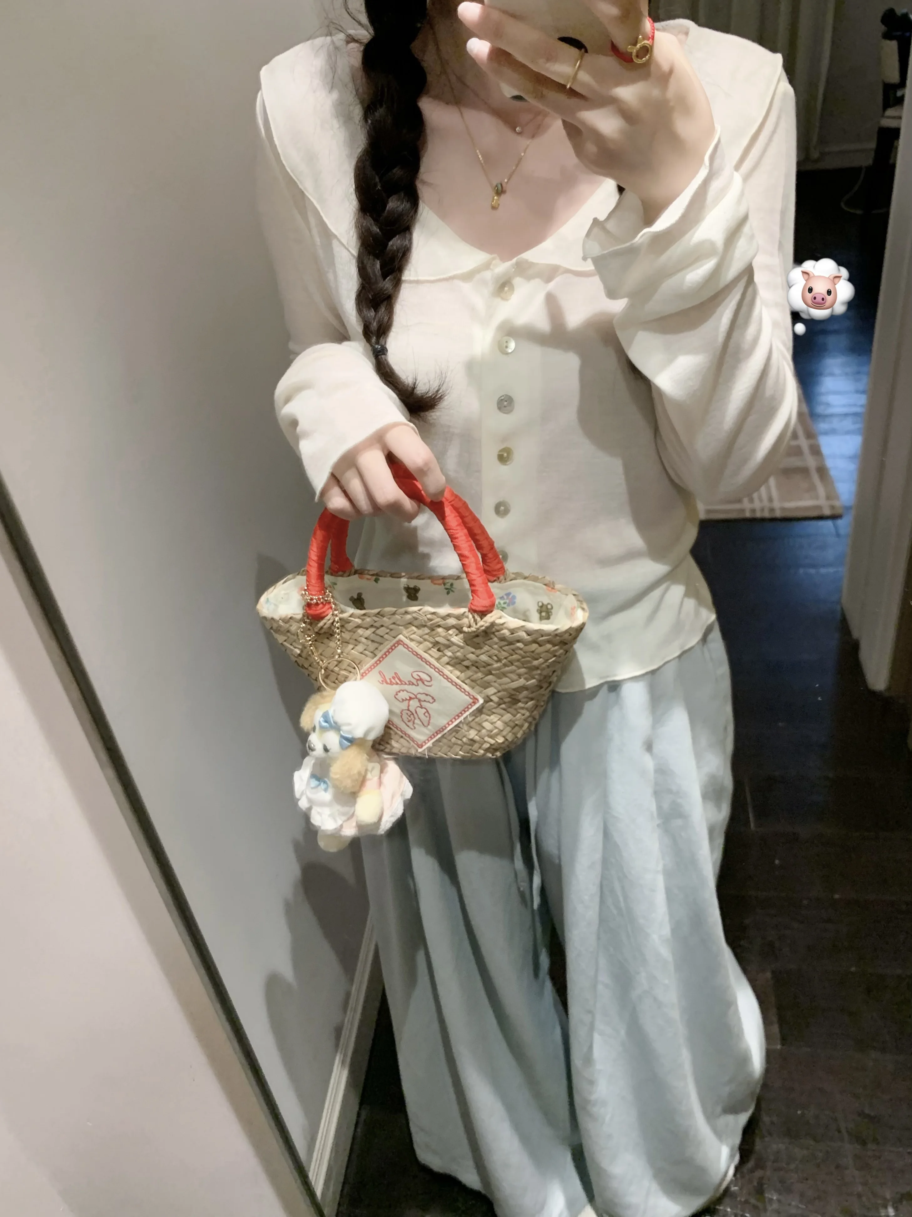 リネンワイドパンツをどう選ぶ？感ある湖色のロングワイドパンツが、夏の日常を救う理由