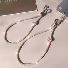 華やかなデザインのスマホ用ハンドストラップ【防失用・高級感あるラメ仕様・アウトドア・旅行用】