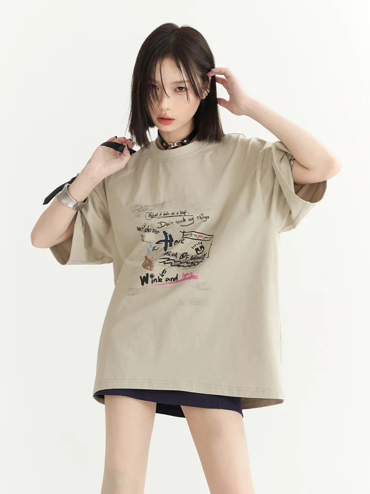 万有引力グラフィティプリントTシャツ：女性向けの街头風純棉半袖の実用性とデザイン解析