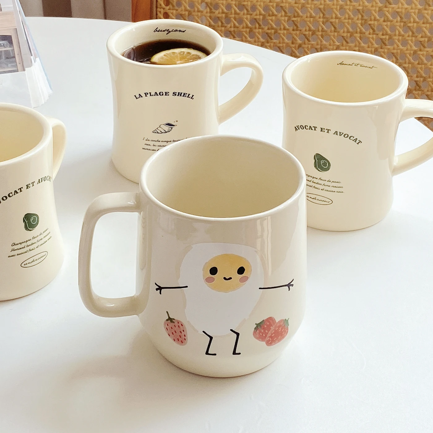 大容量陶器マグカップ：クリエイティブなデザインで家庭とオフィスで実用性を実現