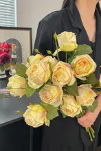 高級感のあるフェイクローズ花束【高保湿・インテリア装飾用・テーブルセッティング】