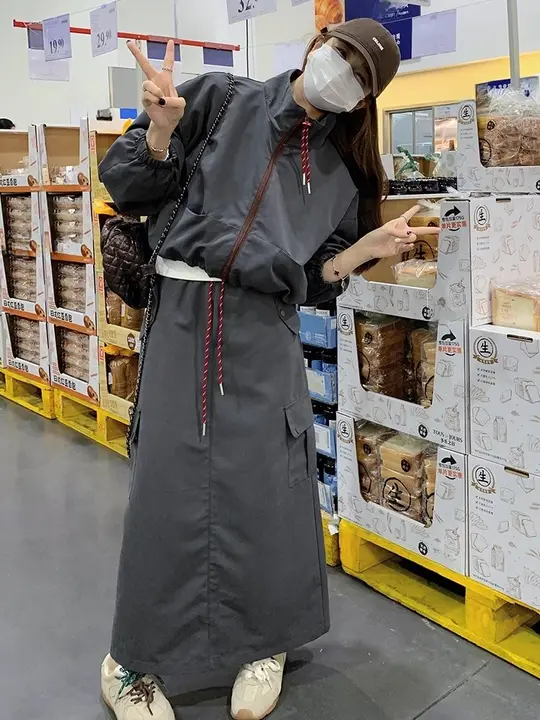 工装風のグレーコーディネート【軽やかで高級感のあるカジュアルスタイル・スカート・ハーフスリーブ】（セットアップ対応）