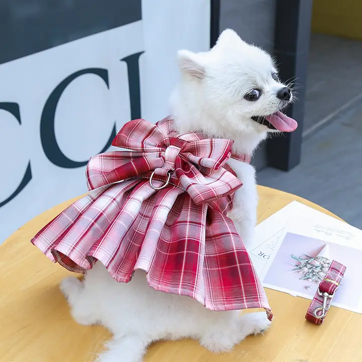 ペット用チェック柄ワンピース【ハーネス付き・リード付き・犬猫兼用】