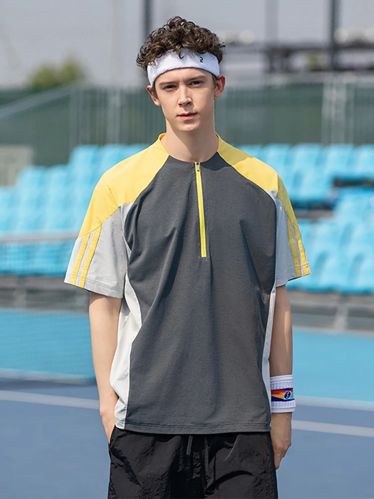 1人運動で汗をかくのは、どんなTシャツが最適？