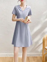 優雅で洗練されたデザイン！軽やかな三酸エステル製ワンピース【通勤用・女性用・夏向け】