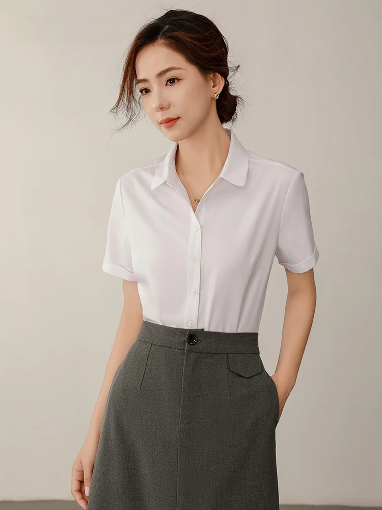 20代後半の年相応の服装はどう選ぶ？研修にふさわしい服装の選び方を実際の使い方で解説