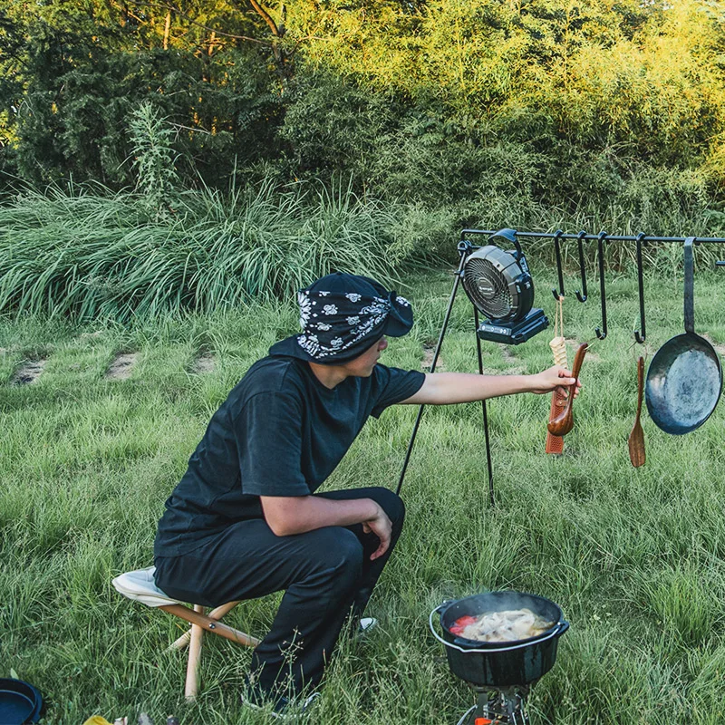 Naturehike 折りたたみ式ウッドチェア：おしゃれキャンパーに最適なコンパクトな生活リラクゼーションスペースを実現