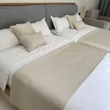 高級感あふれるベッドカバー【おしゃれなデザイン・ホテルスタイル】