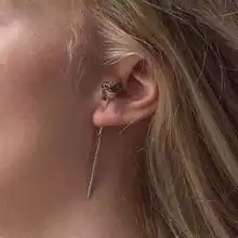 925銀製 ローズデザインピアス【ユニセックス・ファッション耳��飾り・椿の花】