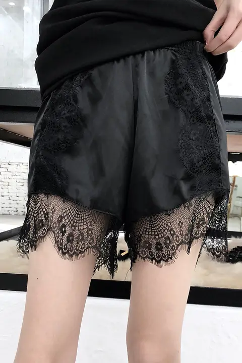 黒白灰の三色パネルデザイン！レース付き防走光ショートパンツ