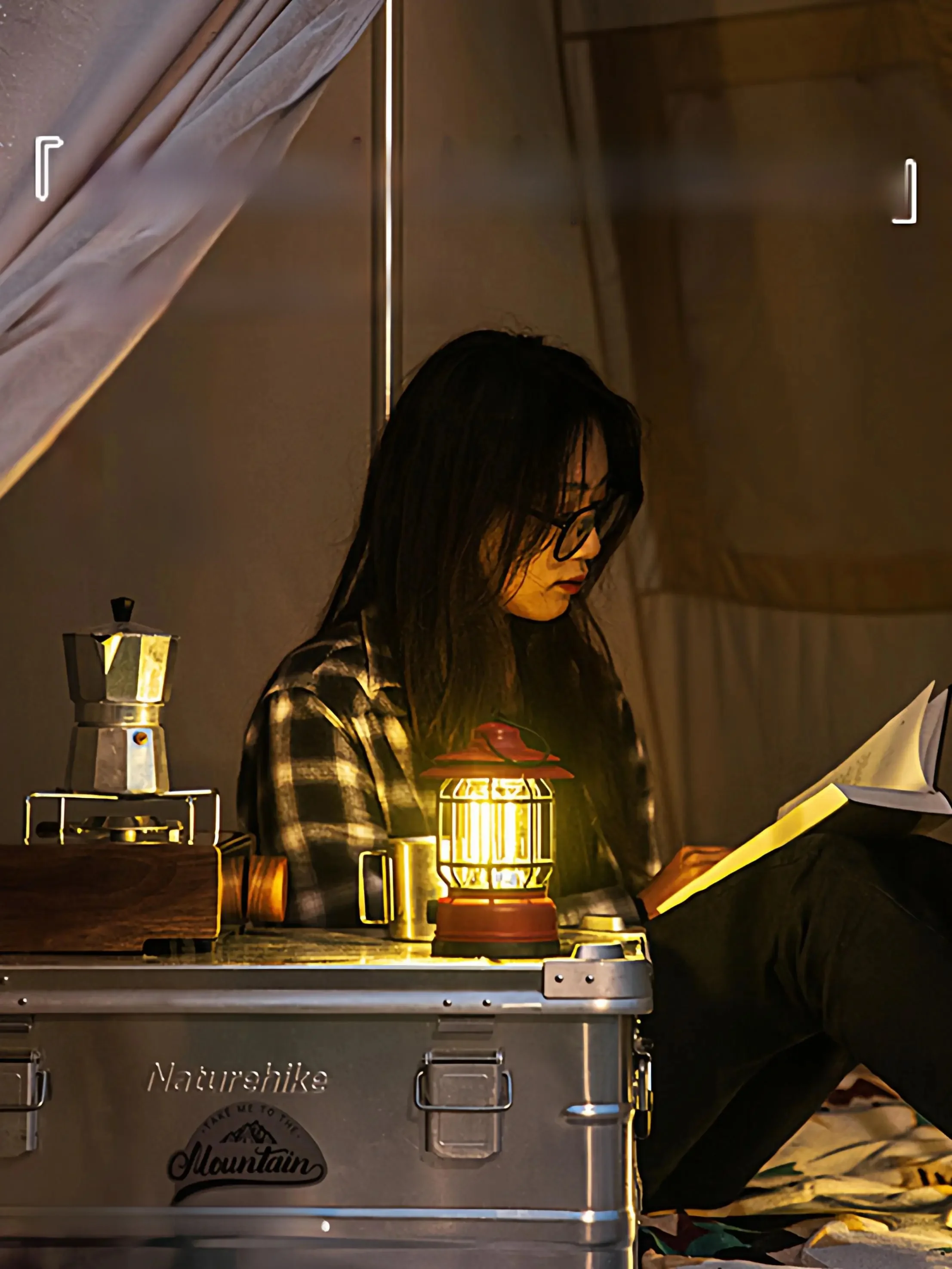 キャンプの夜に光が差す瞬間は、本当に心が温まる——LEDライトを節約調達する実際の体験談
