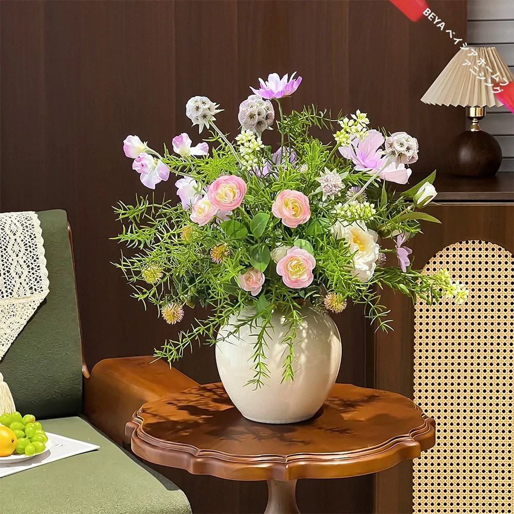 高級感ある造花の花束：リビング用インテリア装飾の材料とスペック