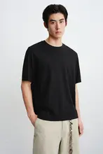 快適な着心地のスタイリッシュなメンズカジュアルTシャツ【吸湿・透湿性】