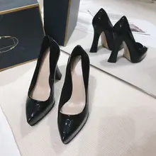 パンプス レディース ポインテッドトゥ ブロックヒール プラットフォーム エナメル 本革 ベージュ きれいめ 上品