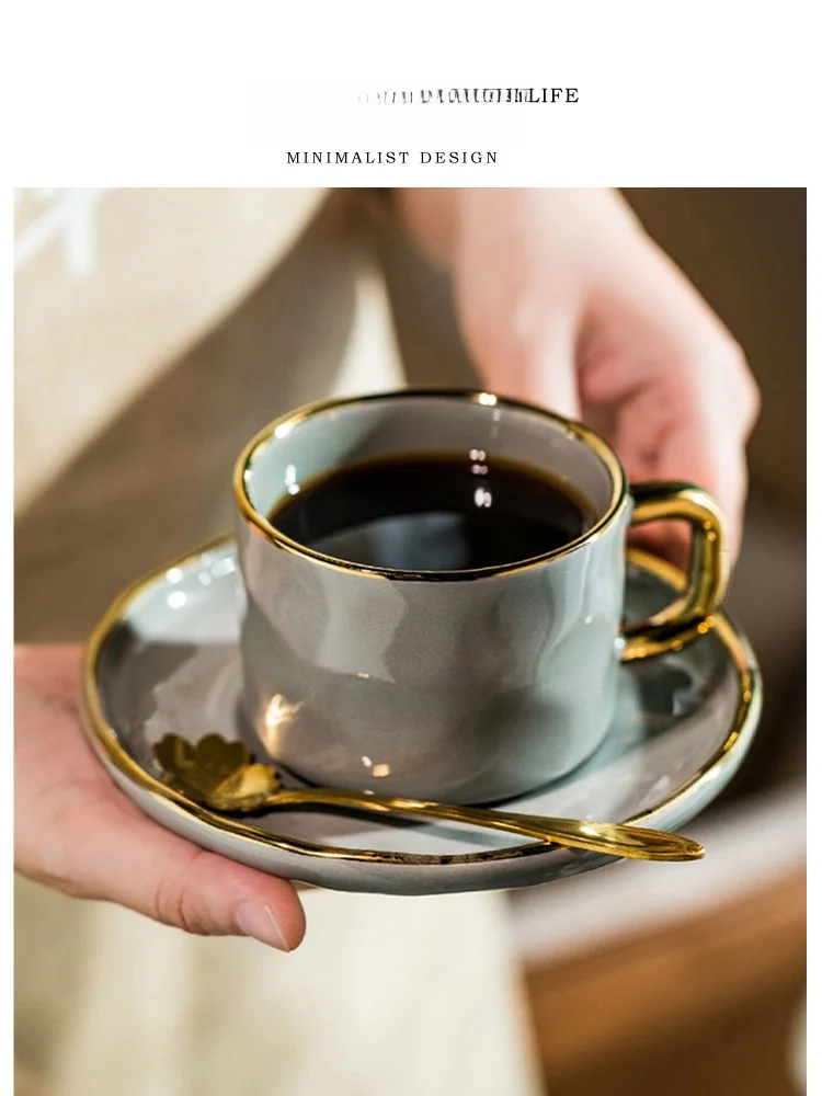 欧風レトロデザインの陶器製コーヒーカップ＆ソーサー：高級感と精緻な仕上げを実現