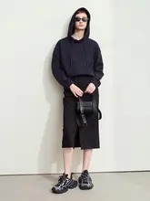 フード付きローズ刺繍入りパーカー【極上の柔らかさ・ゆったりしたデザイン・レディース用】