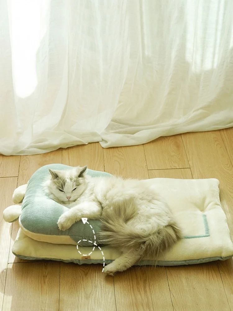 ペット用保温マット：猫・小型犬用の四季適用フロアカッションが提供する実用性