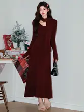 華やかな赤のニットワンピース【春秋用・エレガント・女性用】