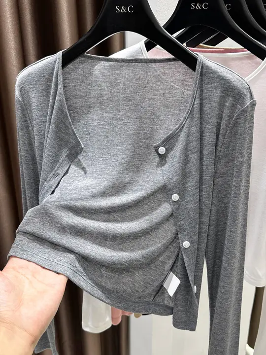 夏季用ニットカーディガン【丸首・ゆったり長袖・グレー・UVカット・ショート丈トップス】（セットアップ対応）