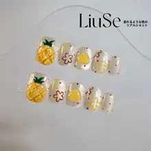 涼しげなデザイン！3Dドット付きハンドメイド短いネイル【夏用・明るい印象】