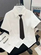 デザイン性の高い女性用JK制服ホワイトシャツ【タイトフィット・ショートスリーブ・カジュアルコーディネート可能】