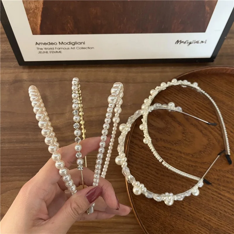 ヘッドドレス ゴールド とは？ エレガントなビンテージ風パールヘアバンドの実際の性能と使い方
