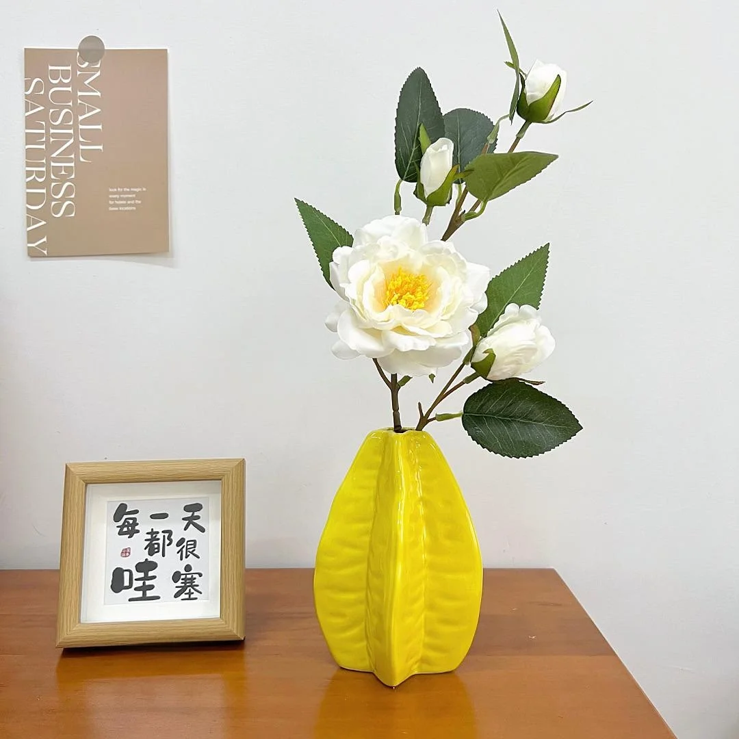 ドライフラワーを飾るための陶器花瓶：北欧風異形花瓶の実用性と選定ガイド