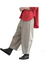 伸縮性に優れた快適なワイドパンツ【四季用・肌に優しい・ゆったりデザイン】（セットアップ対応）