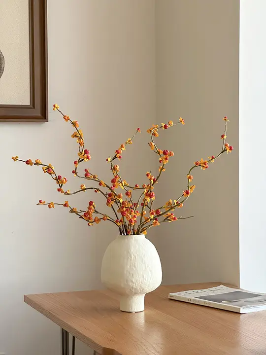 インテリアに最適！南蛇藤の造花 フェイツァイ果【高級アートフラワー・花瓶付き】