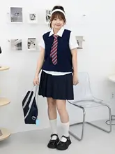 大きいサイズのJKスタイル Vネックニットベスト【無袖・トレンド・春秋用】