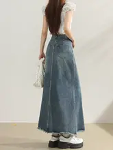 レトロなデザインのデニムハイウエストスカート【Aライン・膝下丈・フリンジ仕上げ・夏用】（セットアップ対応）