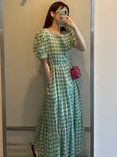 泡泡袖のフラワーチェックワンピース【リボン付き・ウエスト絞り・ゆったりシルエット】