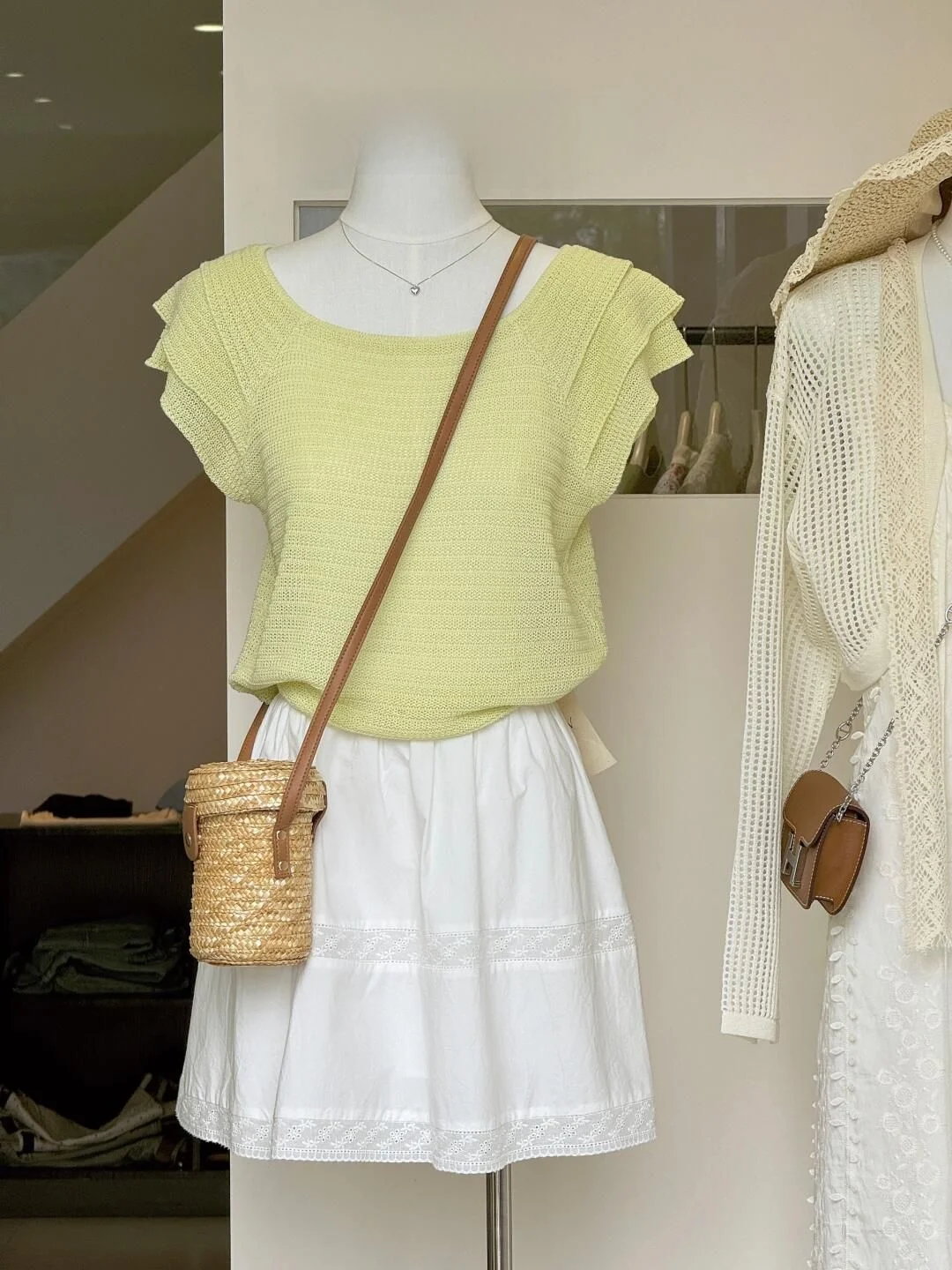 大人可愛い服 40代コーデ 完全ガイド　甘さとシックさのバランス