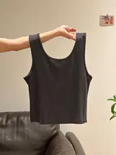 秋冬用長袖Tシャツとマルチカラーのベスト【スリムフィット・女性用・重ね着スタイル】（セットアップ対応）