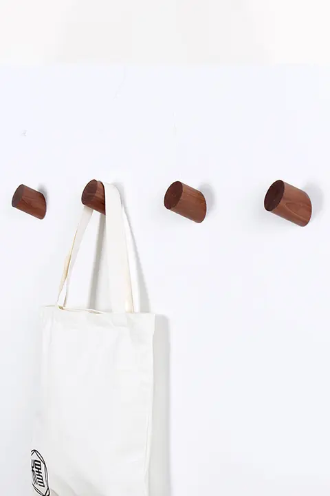 創造的な木製壁掛けフック【シンプルなデザイン・衣類収納・フック付き】