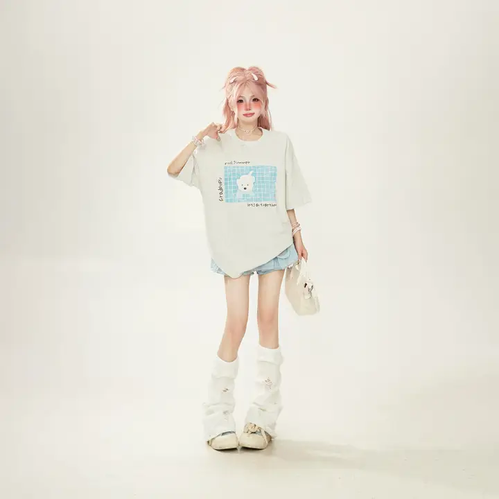 かわいい犬プリントのラウンドネックTシャツ【グレー・短袖・夏用・女性用】