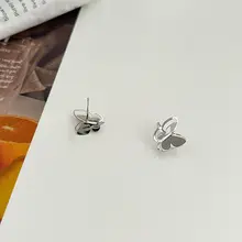 おしゃれなバタフライクリップイヤリング【穴あけ不要・高級感のあるデザイン】