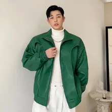 秋冬用 緑色のレザー ジャケット【短め・スタンドカラー・トレンディデザイン】