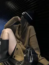 温かみのあるデザインのニットカーディガン【女性用・オータム・ゆったりシルエット】