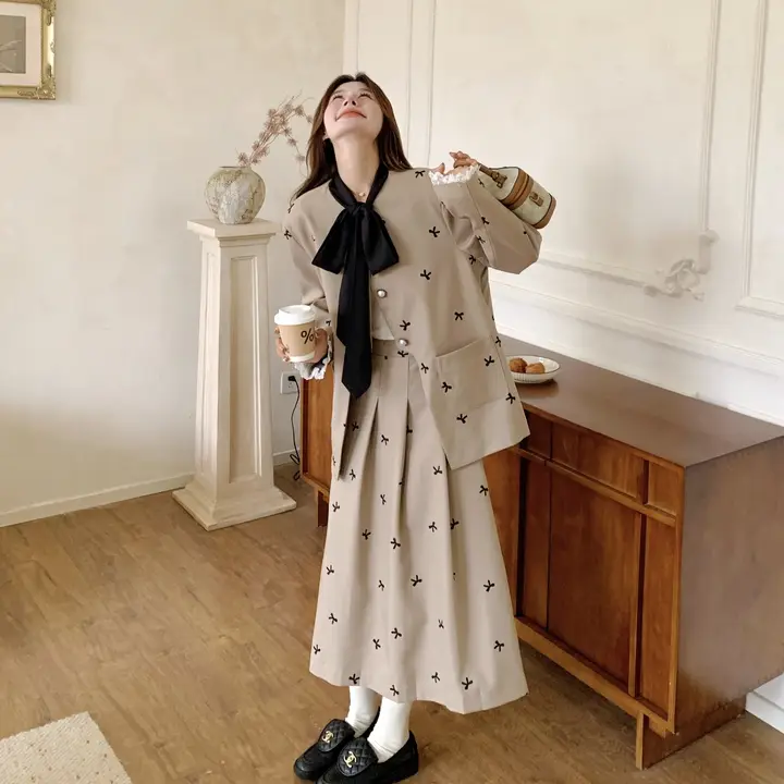 デザイン性のあるリボン襟 半身スカート【春季・気質アップ・二重構造】（セットアップ対応）