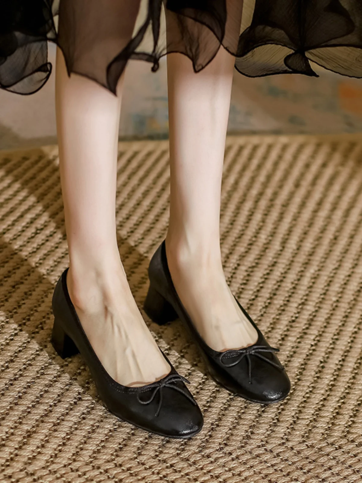 きれいめコーデにぴったりなパンプスは、どう選ぶ？
