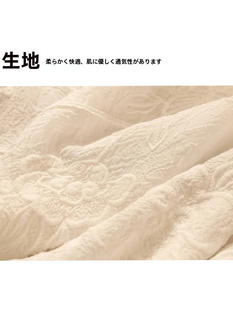 夏用レースのレトロ風刺繍キャミソール：透けない色選びの実証と実用性