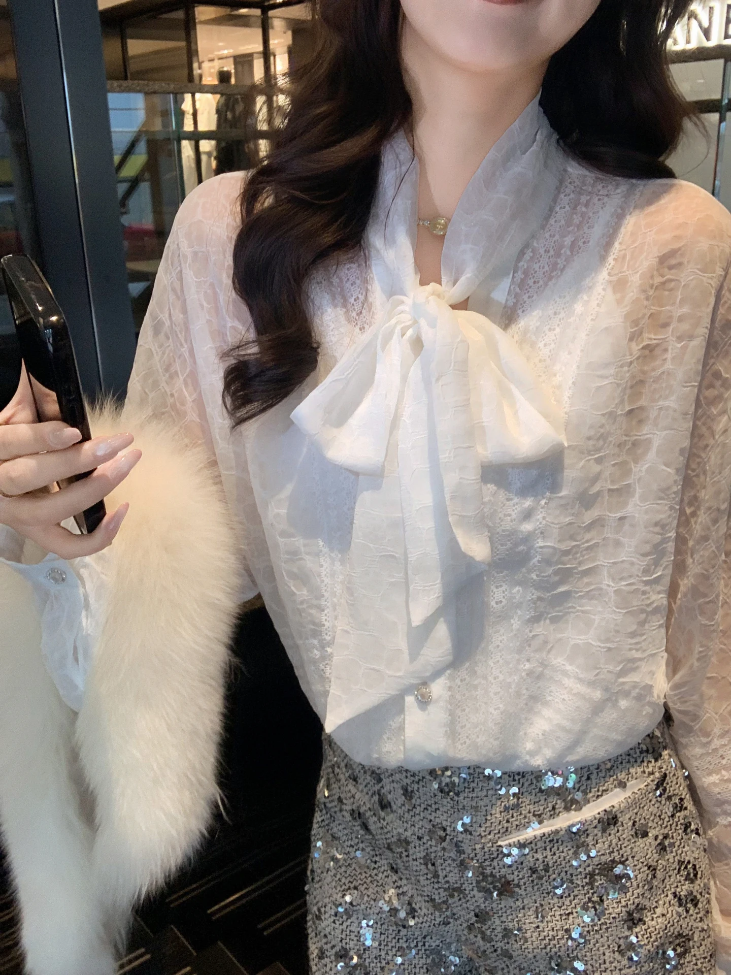 微透けリボン付きレースシフォンシャツ【春秋用・女性用】