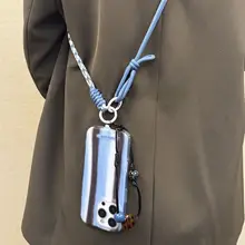 おしゃれなブルーとブラウンのストライプデザインiPhone用ケース【高級感・13琥珀珠付き・斜め掛け対応】
