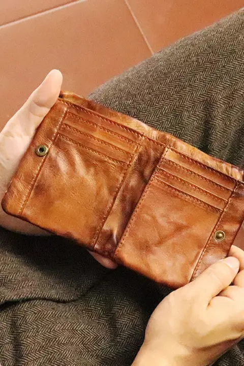 本革製 縦型ショート財布【手作り・牛革・レトロデザイン・男女兼用】